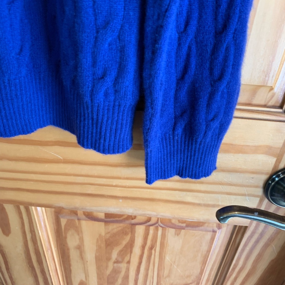 Talbots Royal Blue Cable Knit 100% CASHMERE Sweater! - Picture 4 of 5